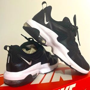 Nike Women Air Max Gravitation